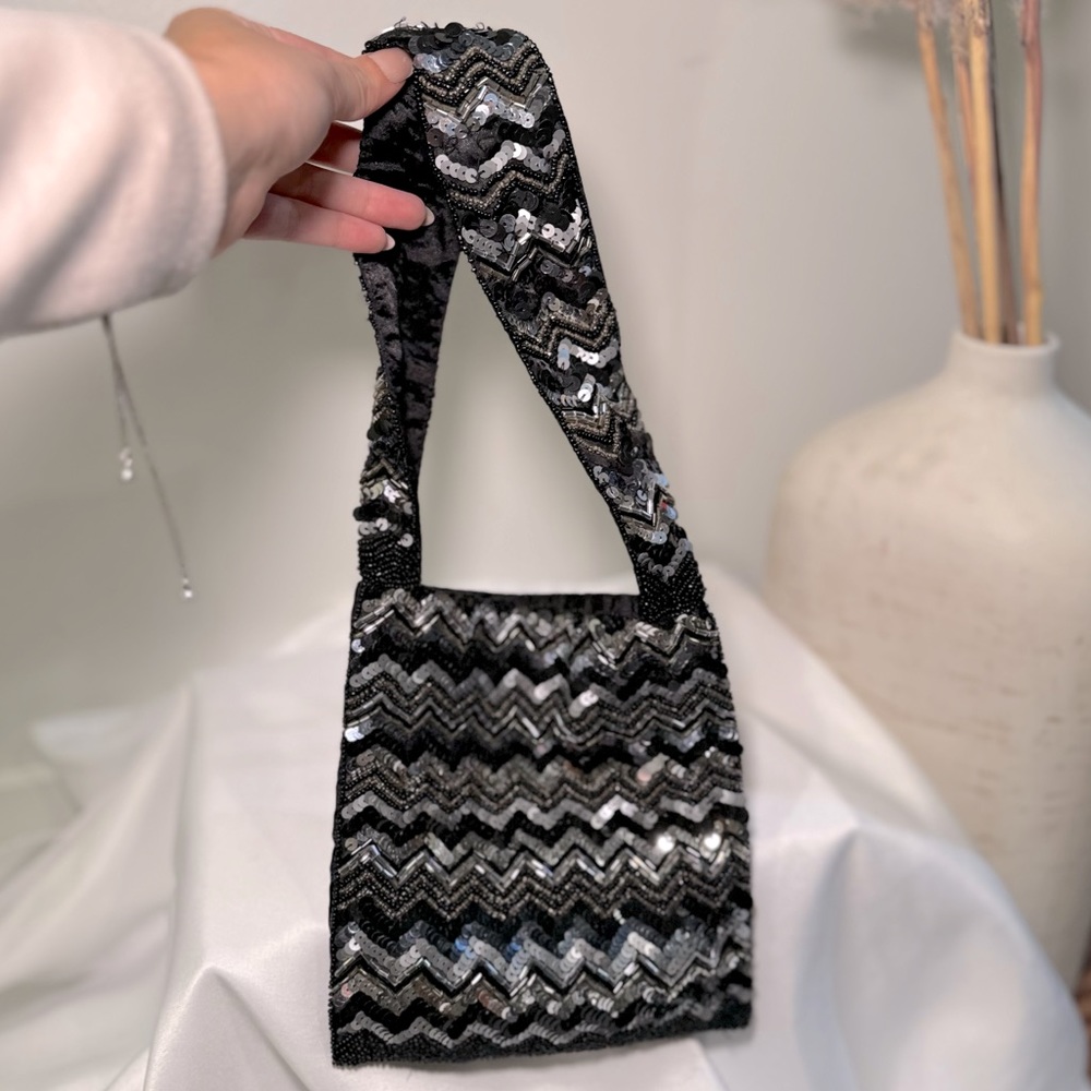 Sequence small purse